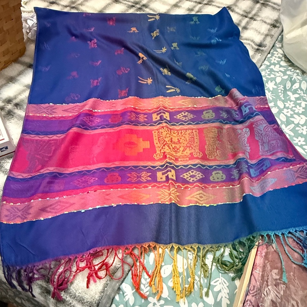 Peruvian cotton prismatic pashmina